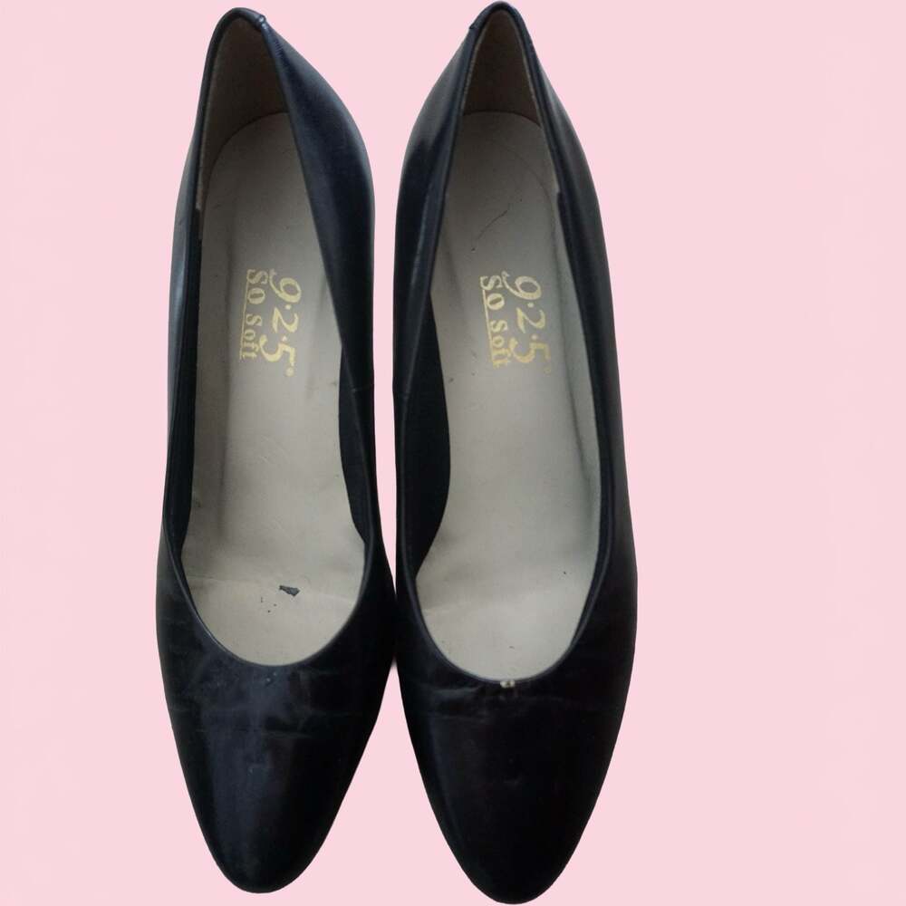 Vintage 9-2-5 So Soft Women's Black Leather Pointed Toe Mid-Heel Pumps